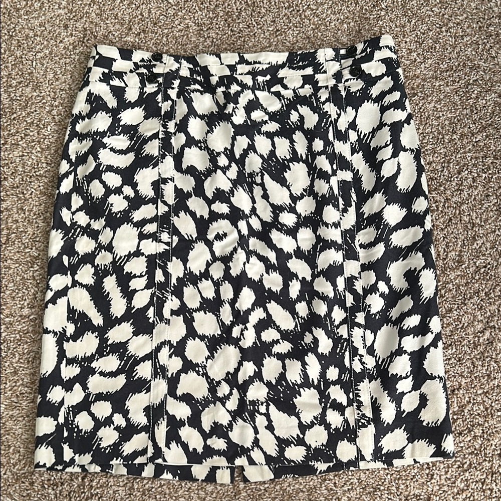 LOFT Navy and White Pencil Skirt